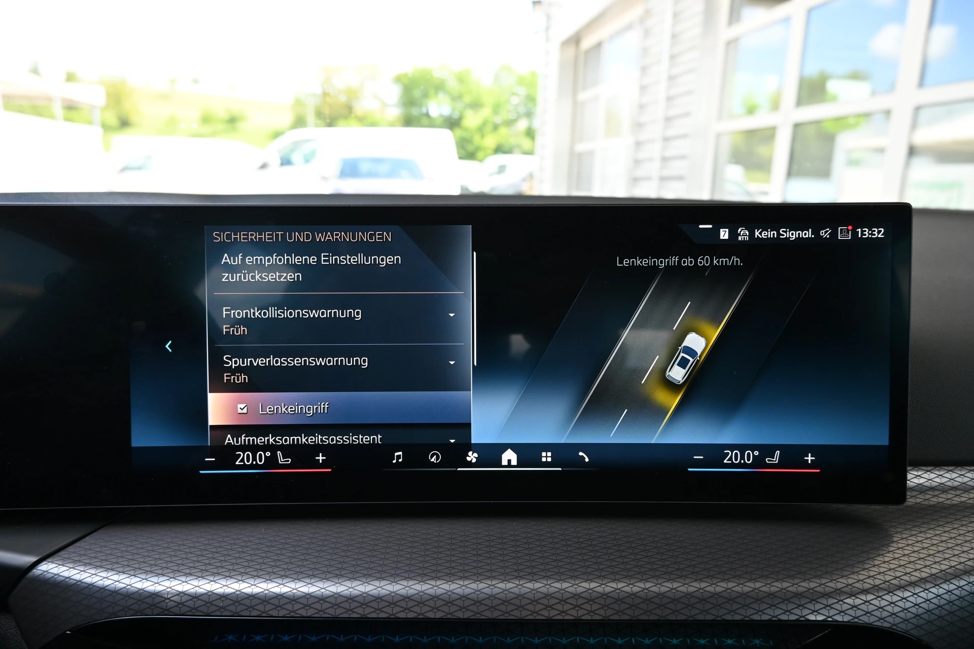 BMW 330i Touring xDrive Steptronic M Sport Automat 4X4-image-28