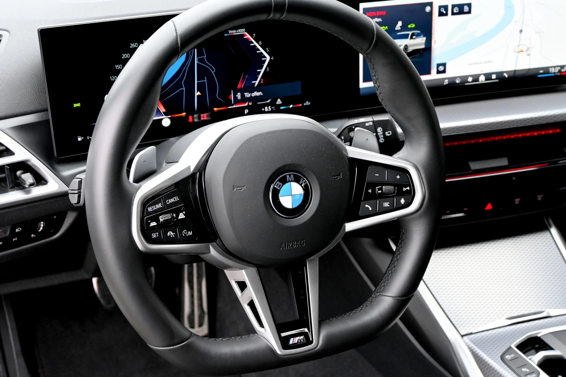 BMW 330i Touring xDrive Steptronic M Sport Automat 4X4-image-14