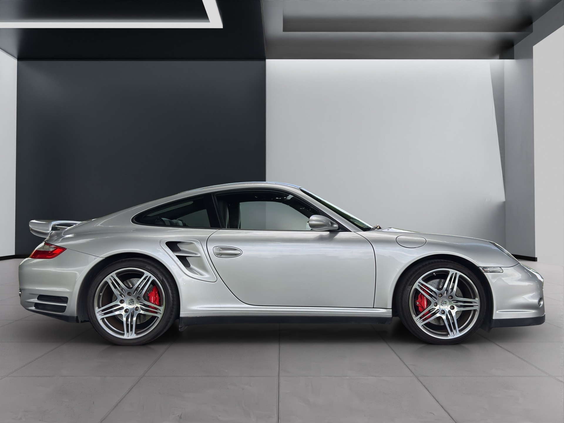 PORSCHE 911 Turbo-showroom-element-2