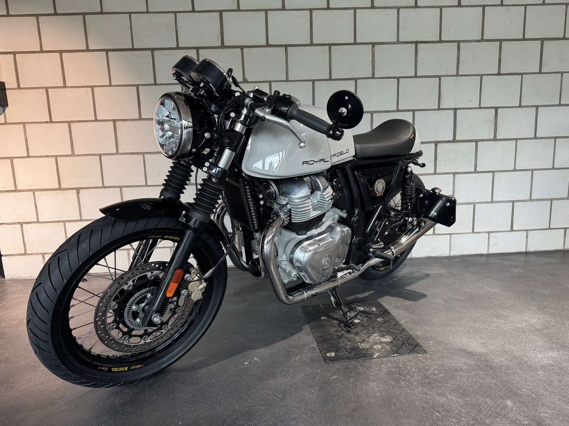 ROYAL ENFIELD Continental GT 650 Custom-image-1