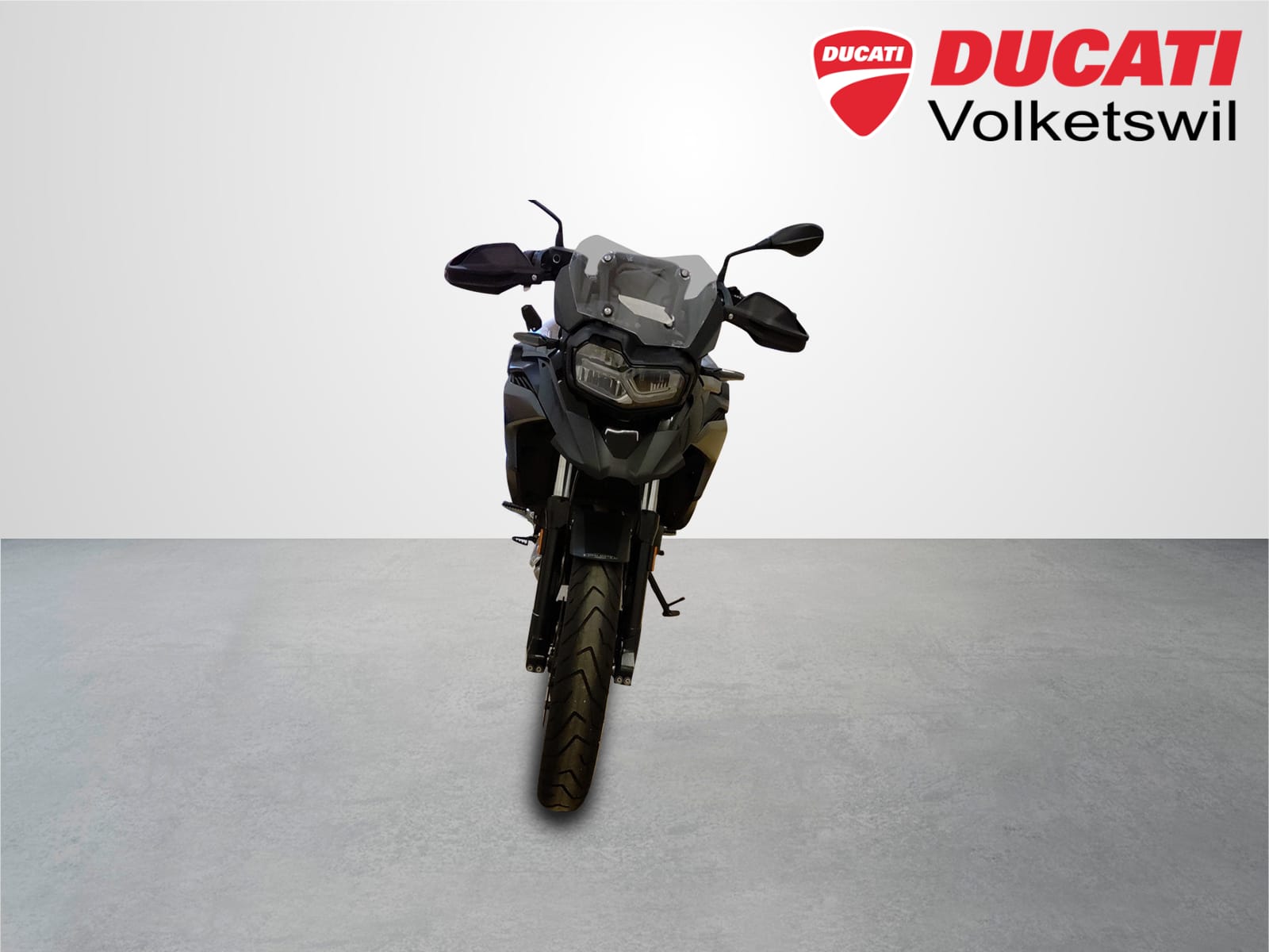 BMW F 800 GS-image-1