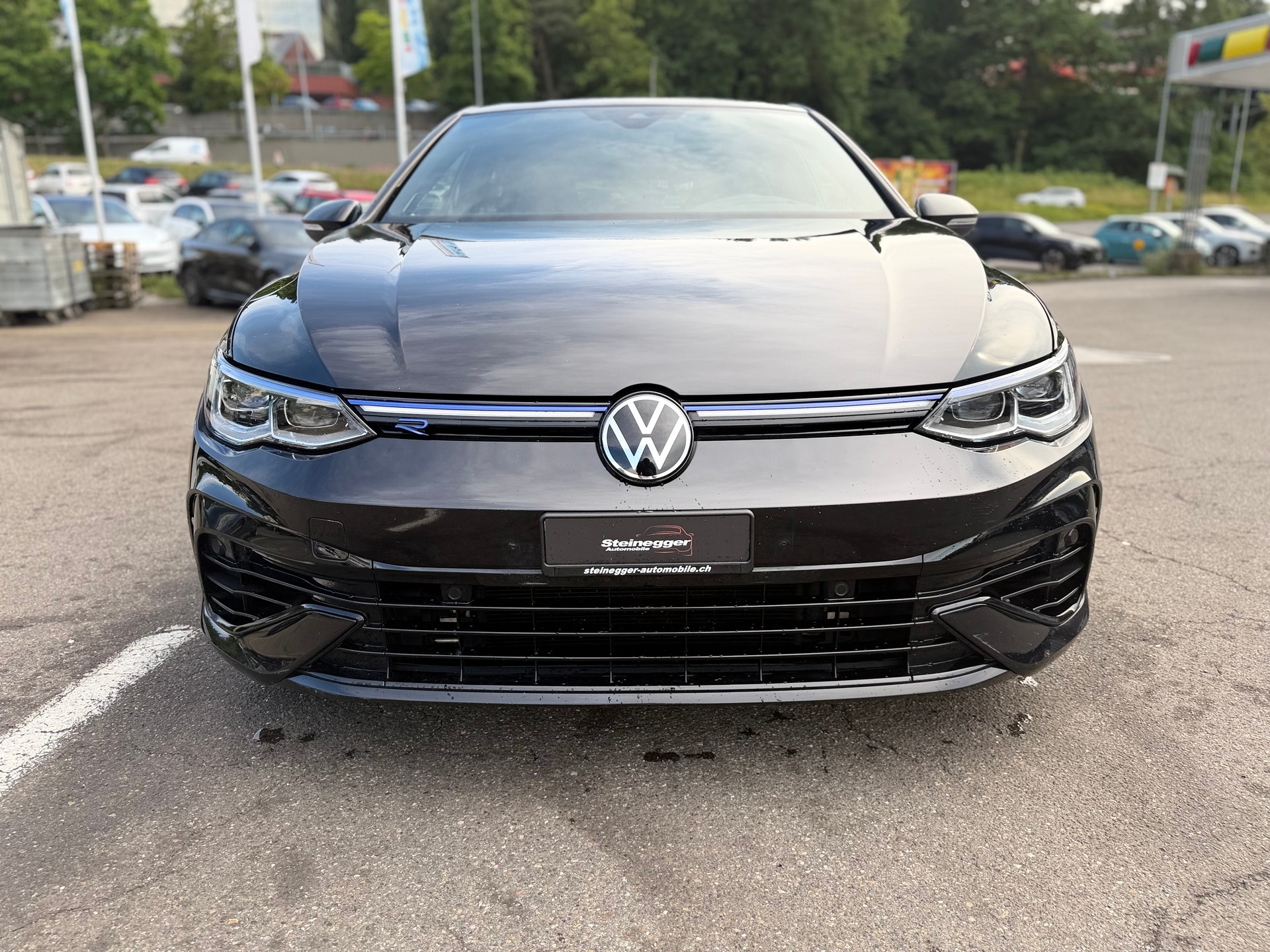 VW Golf 2.0 TSI R DSG 4Motion R 20 Years-showroom-element-3