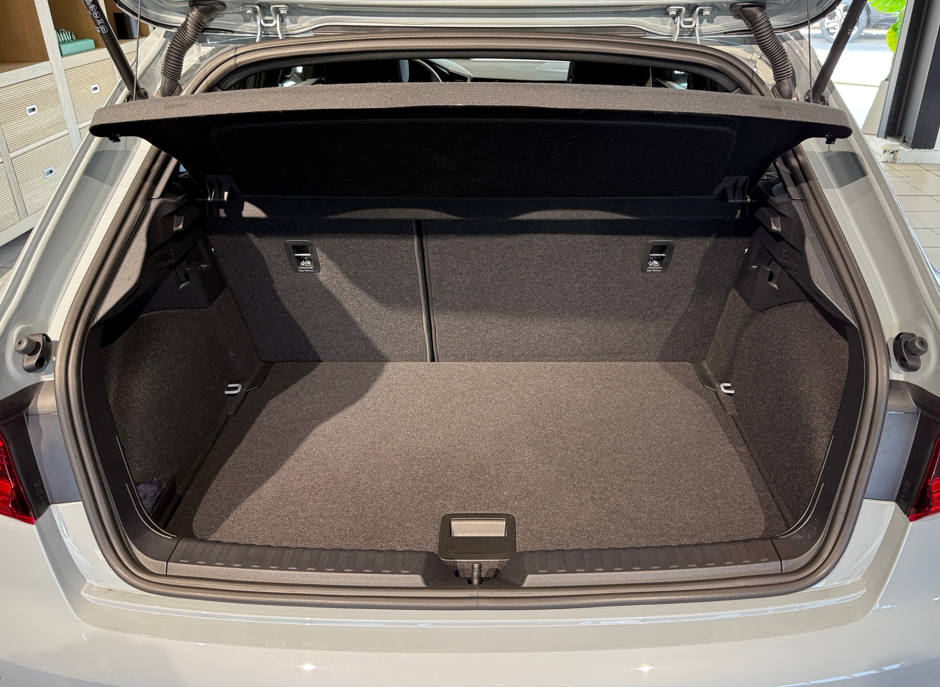 AUDI A1 Sportback 35 TFSI S Line S-tronic-image-23