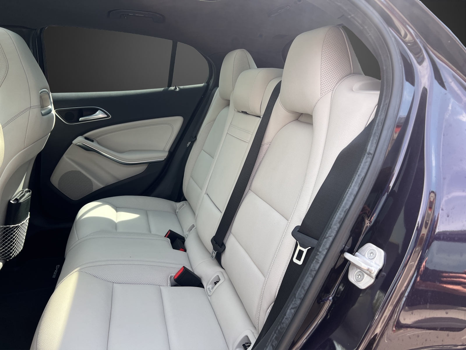 MERCEDES-BENZ GLA 45 AMG 4Matic 7G-DCT-image-11