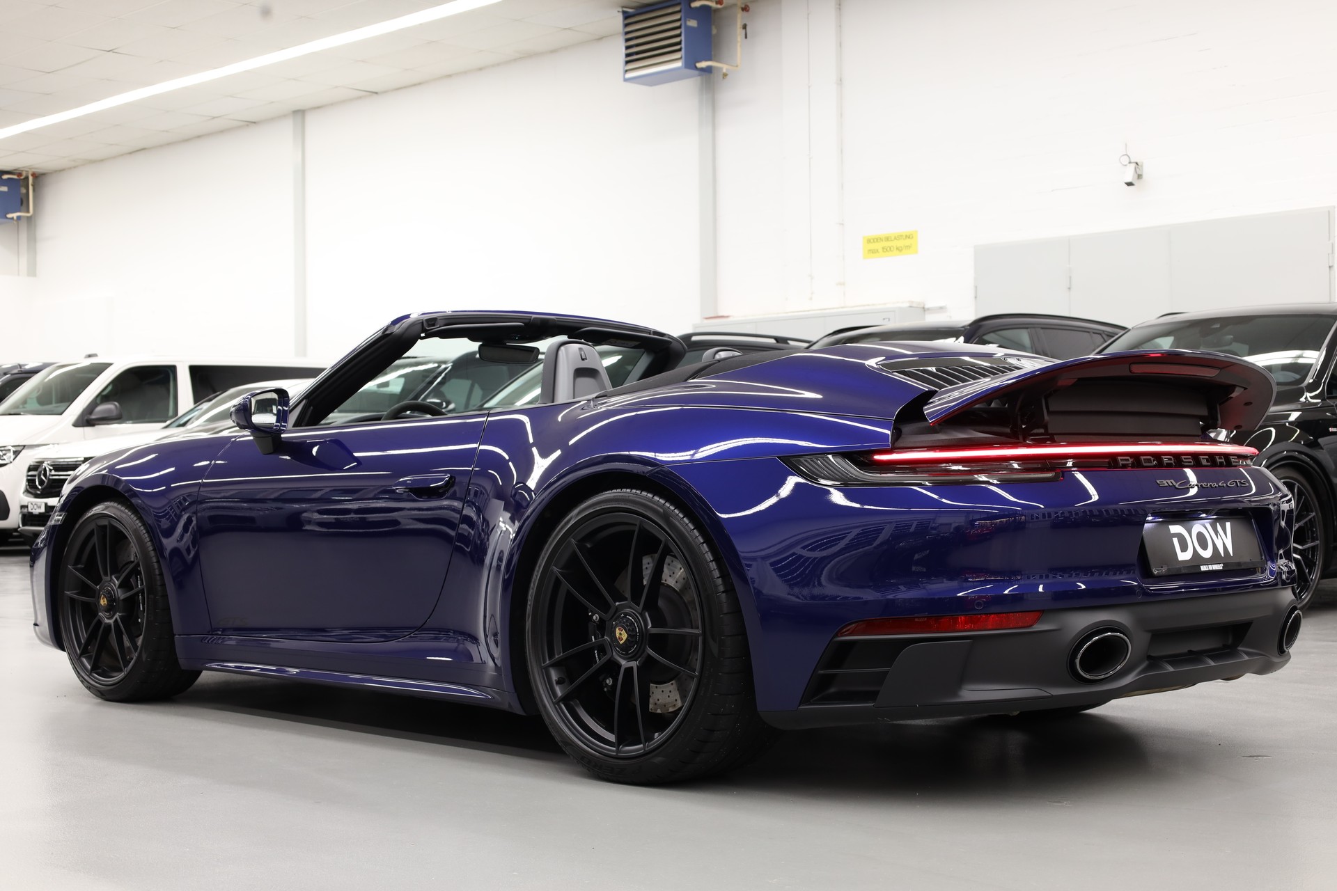 PORSCHE 911 Cabriolet 3.0 Carrera 4 GTS PDK-image-15