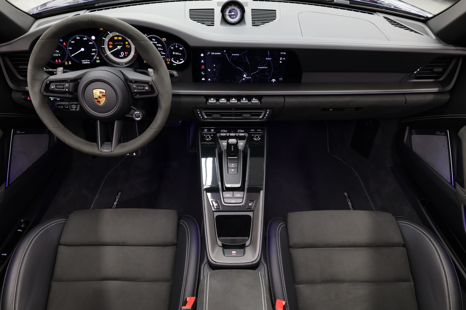PORSCHE 911 Cabriolet 3.0 Carrera 4 GTS PDK-image-21