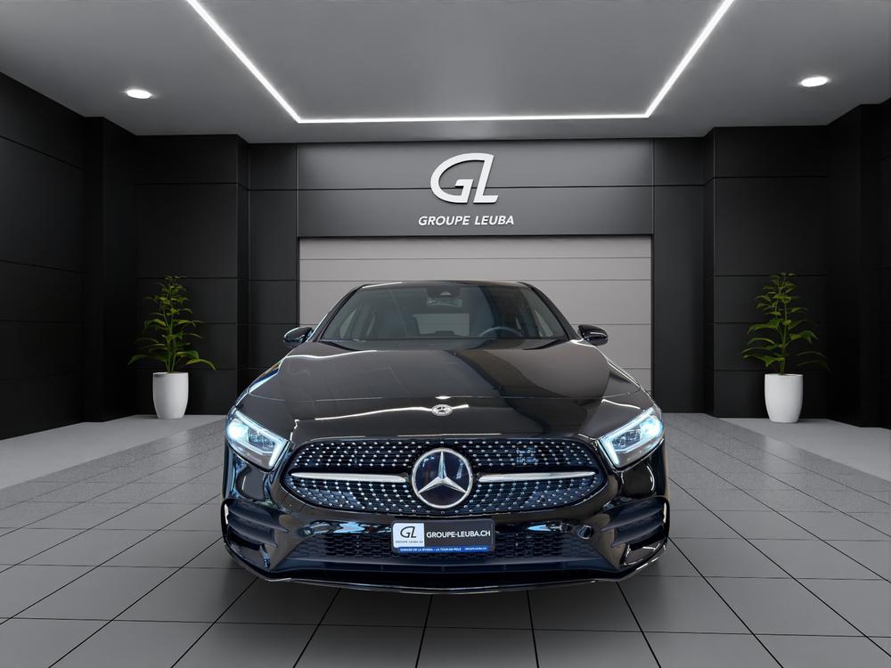MERCEDES-BENZ A 250e AMG Line-showroom-element-1