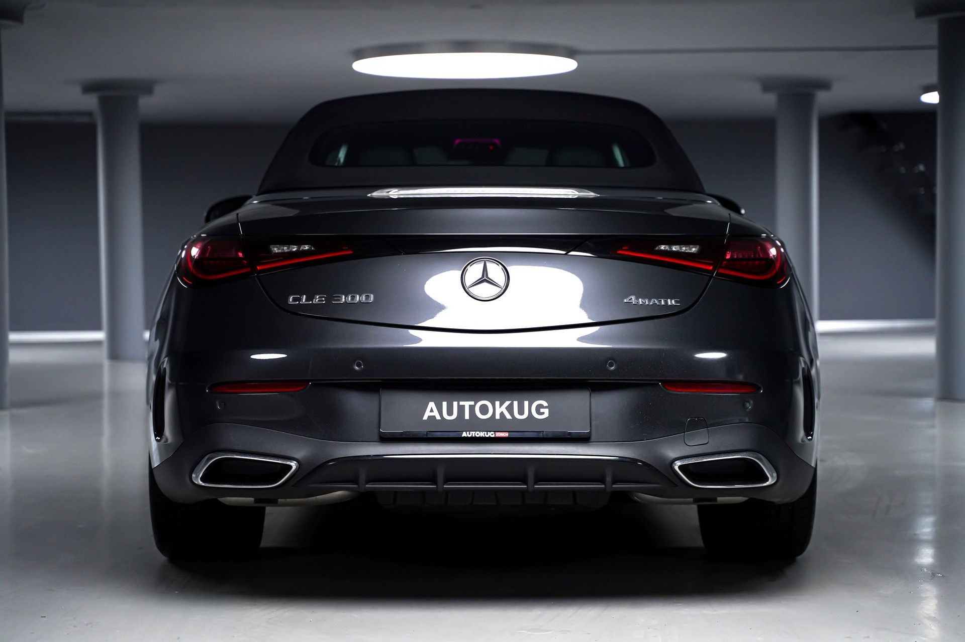MERCEDES-BENZ CLE 300 Cabrio AMG Line 4Matic 9G-Tronic-image-5