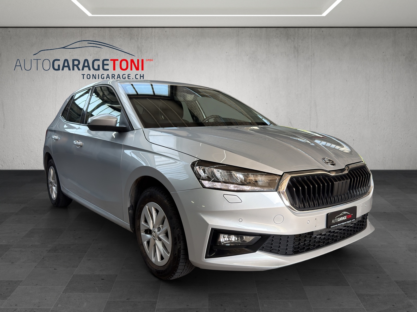 SKODA Fabia 1.0 TSI Dynamic DSG *Werksgarantie bis 12.2029*-showroom-element-1