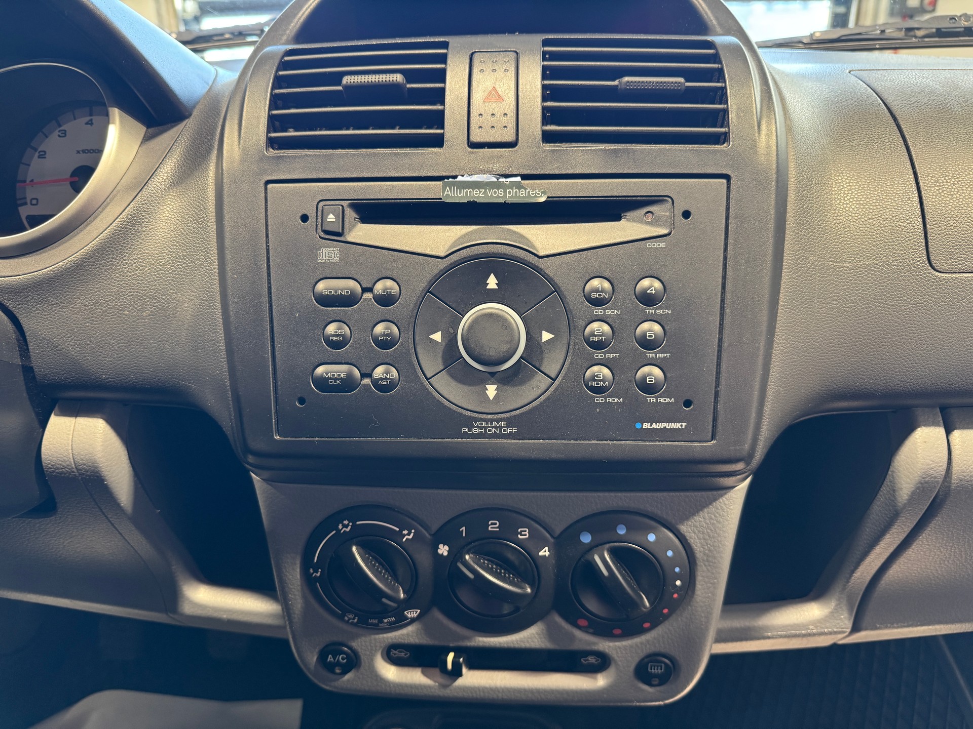 SUBARU G3X Justy 1.3 AWD-image-12