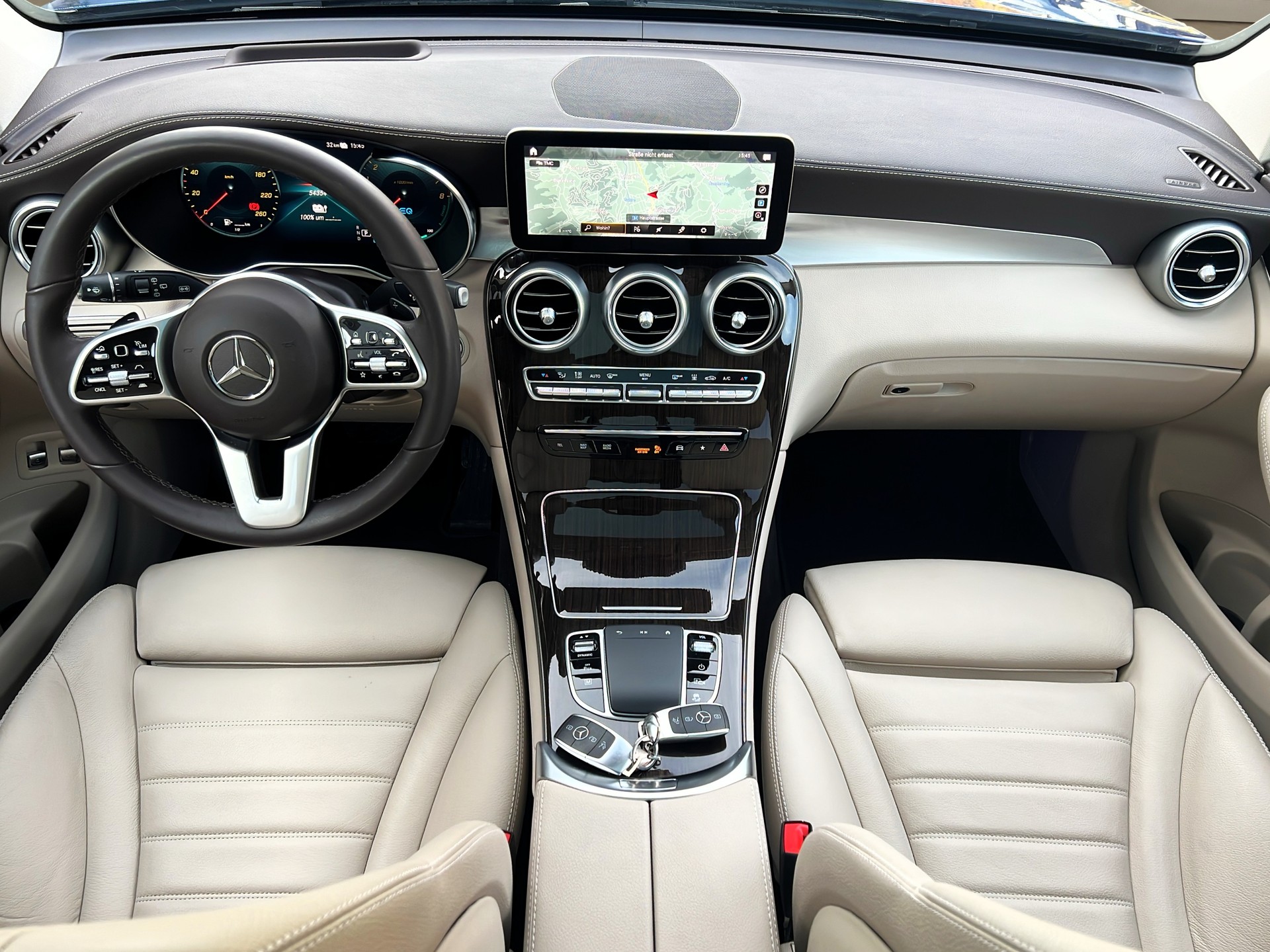 MERCEDES-BENZ GLC 300 e❗AMG Line❗4Matic 9G-Tronic ✅CH-Fahrzeug & 1. Hand und 8-fach bereift✅-image-7
