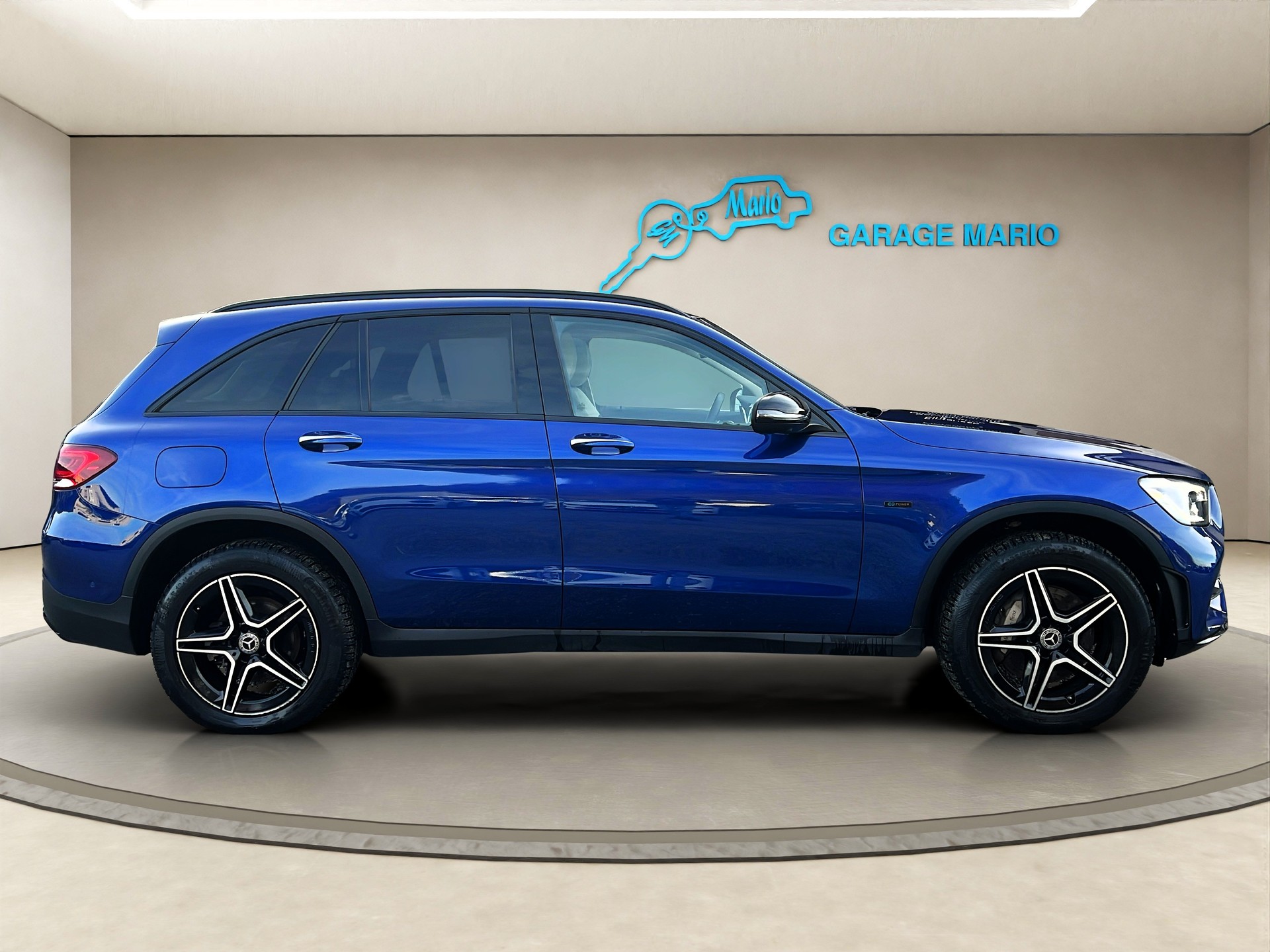 MERCEDES-BENZ GLC 300 e❗AMG Line❗4Matic 9G-Tronic ✅CH-Fahrzeug & 1. Hand und 8-fach bereift✅-image-3