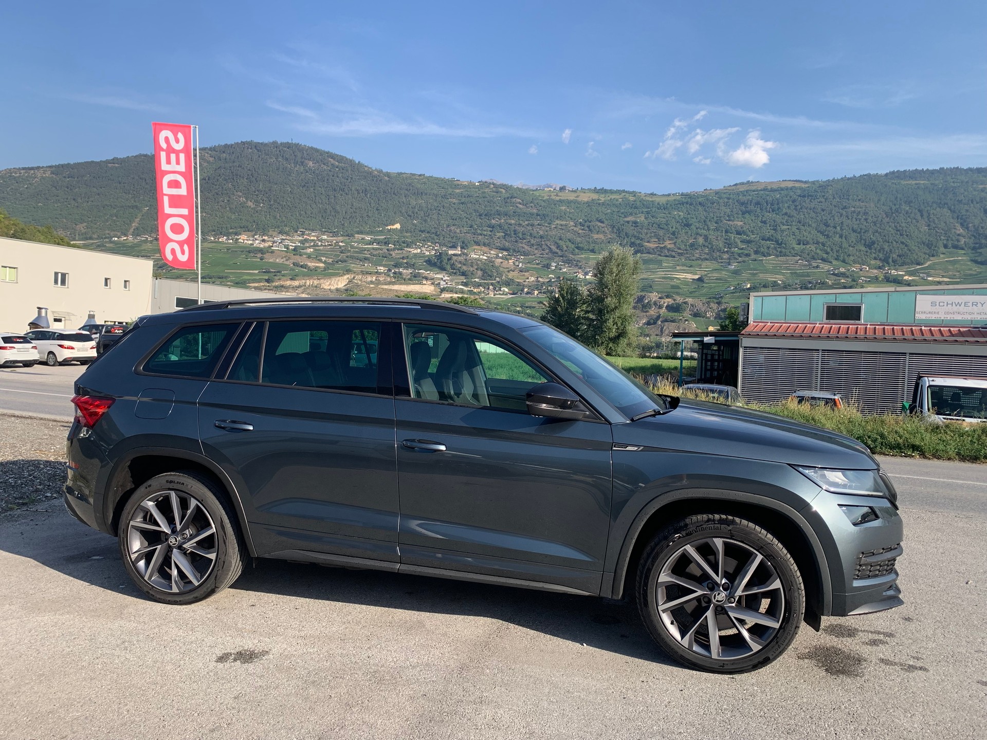 SKODA Kodiaq 2.0 TSI 4x4 Sport Line-showroom-element-3