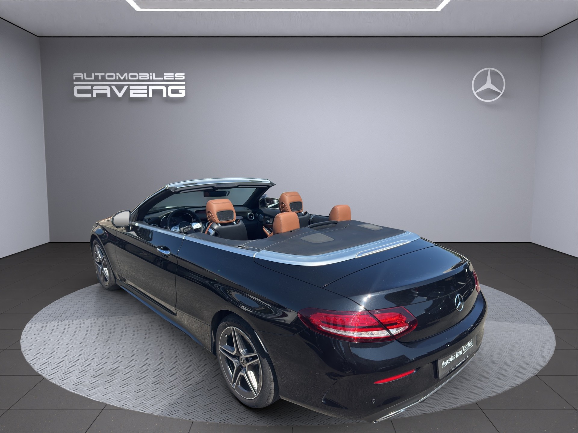 MERCEDES-BENZ C 200 AMG Line Cabriolet 4Matic 9G-Tronic-image-17