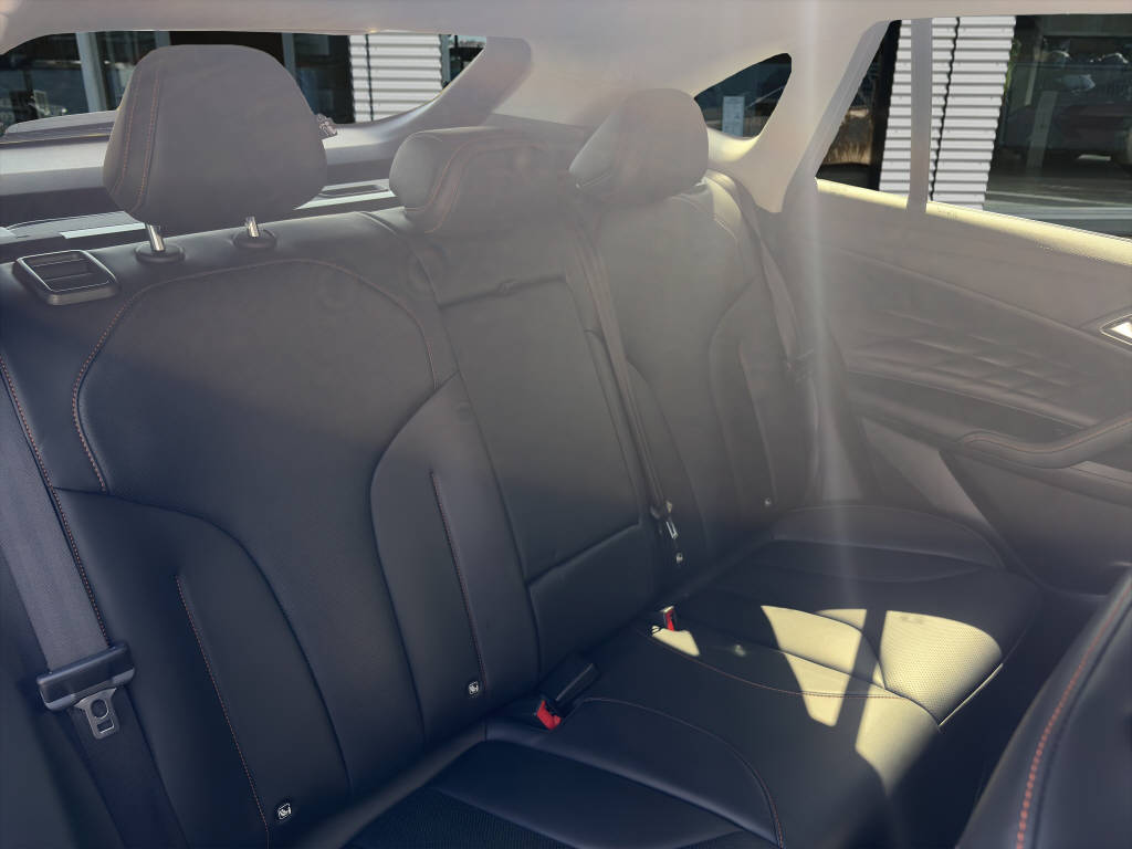 MG HS 1.5 Vti-Tech Luxury 170 ch-image-16