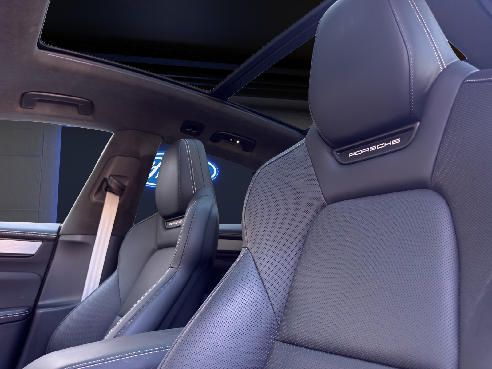 PORSCHE Macan Turbo-image-19