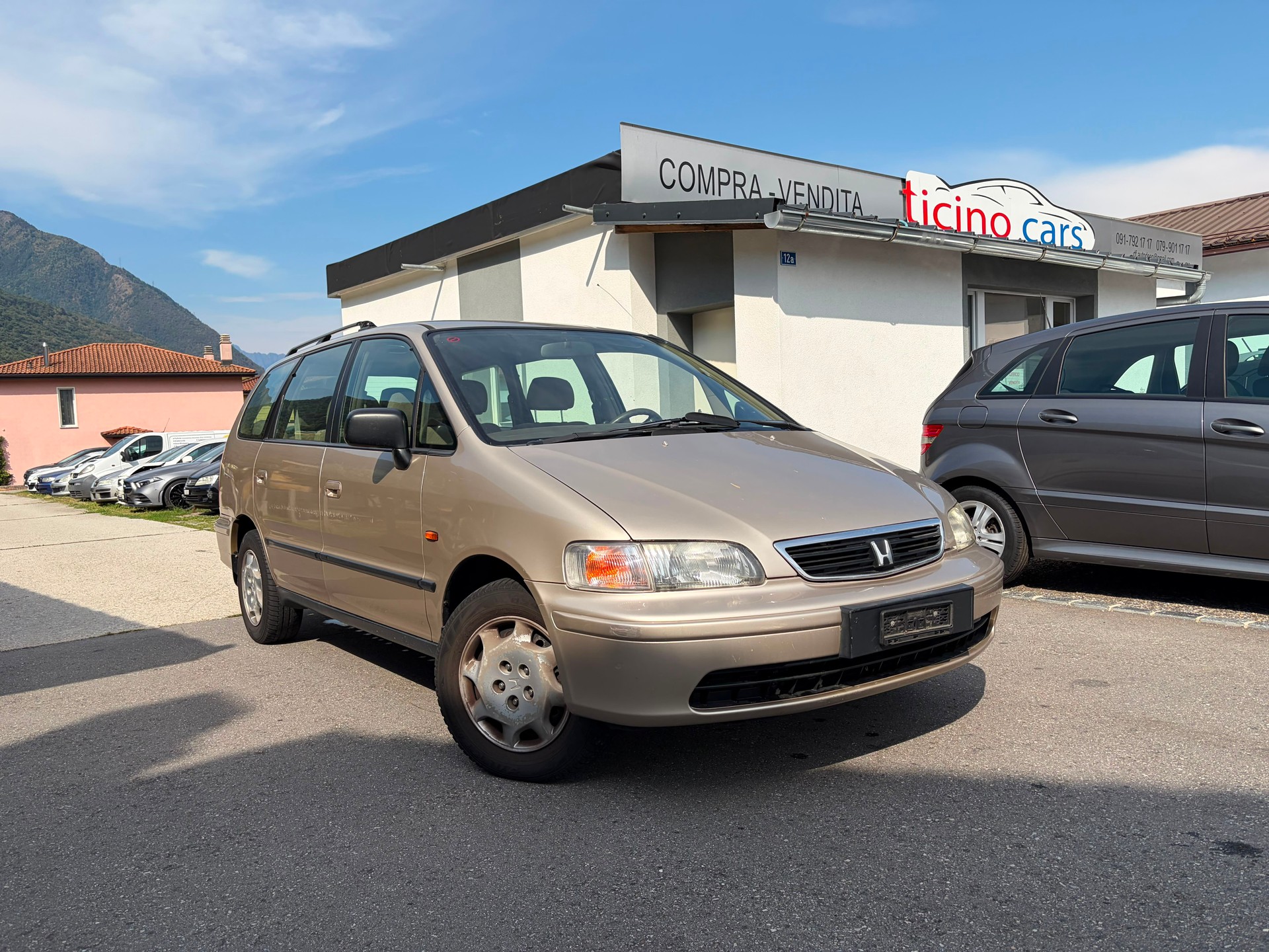 HONDA Shuttle 2.3i LS Swiss