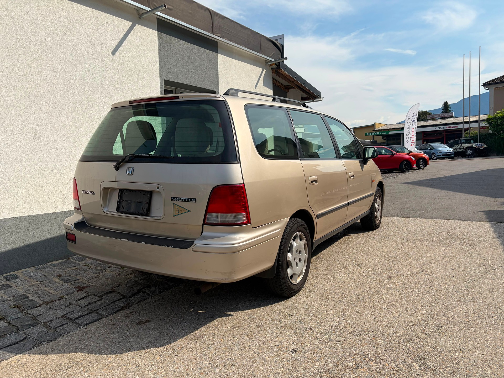 HONDA Shuttle 2.3i LS Swiss-image-3