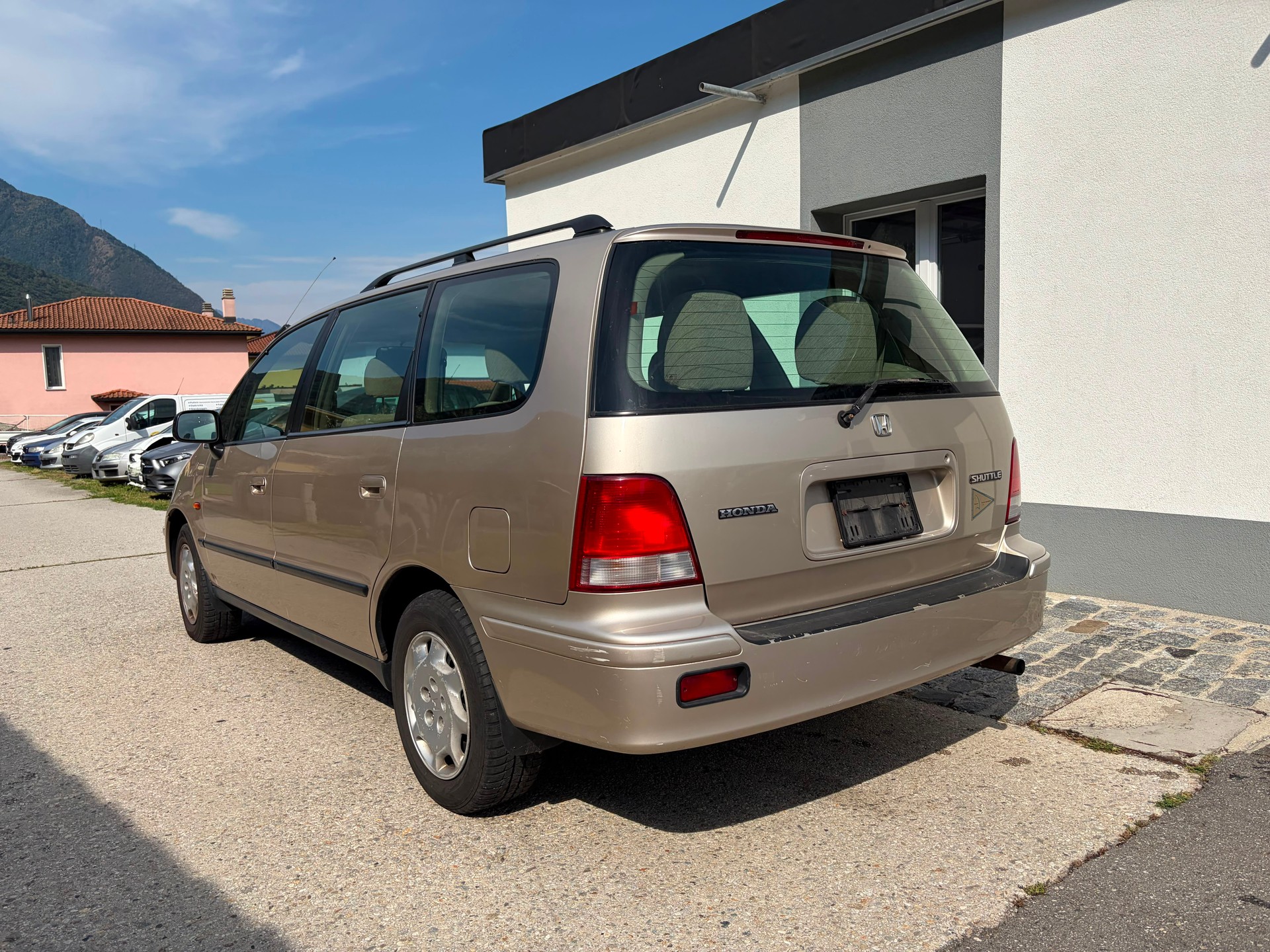 HONDA Shuttle 2.3i LS Swiss-image-2