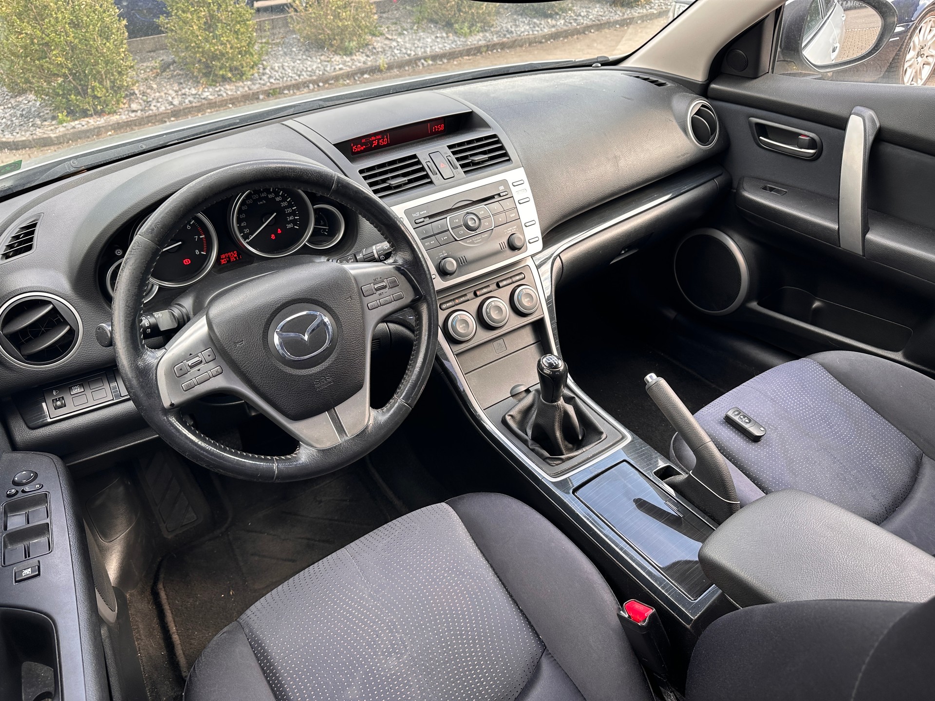 MAZDA 6 2.0 16V Exclusive-image-4