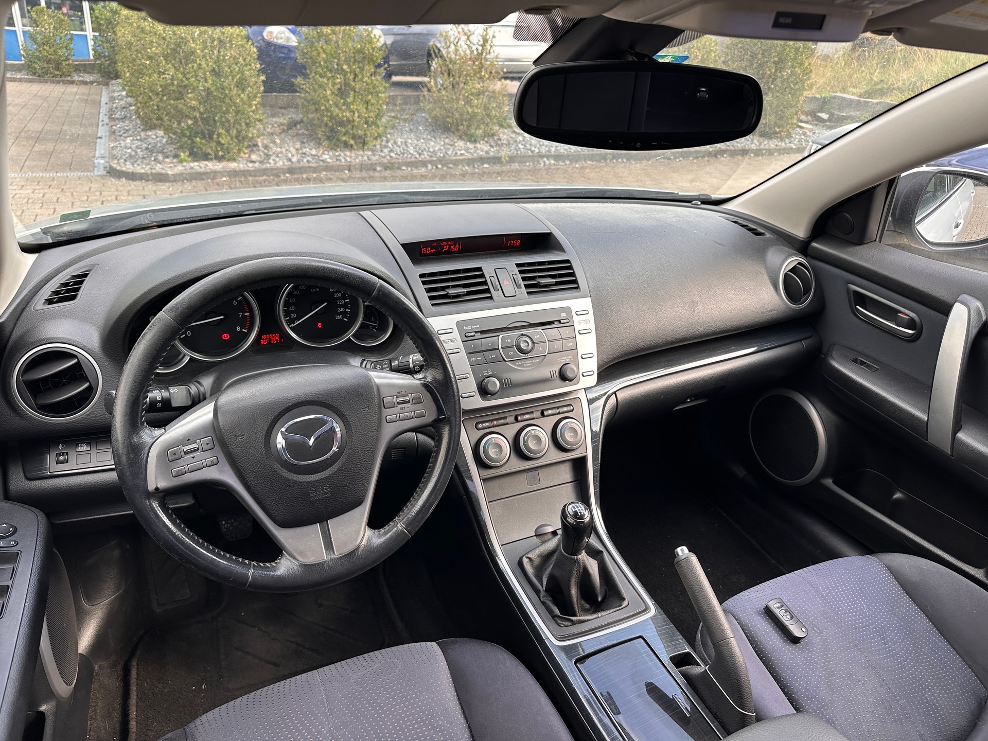 MAZDA 6 2.0 16V Exclusive-showroom-element-2