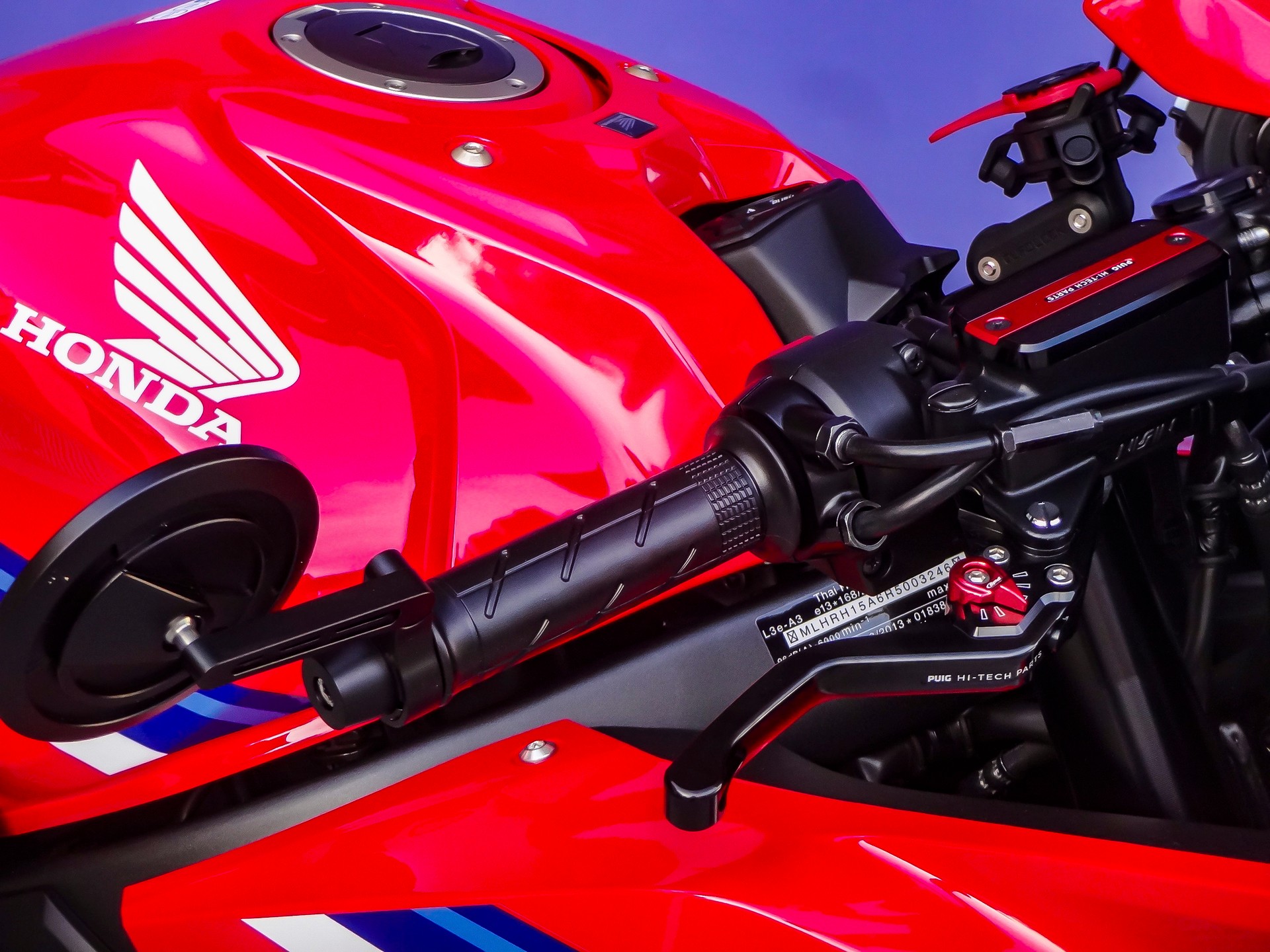 HONDA CBR 650 R-image-3
