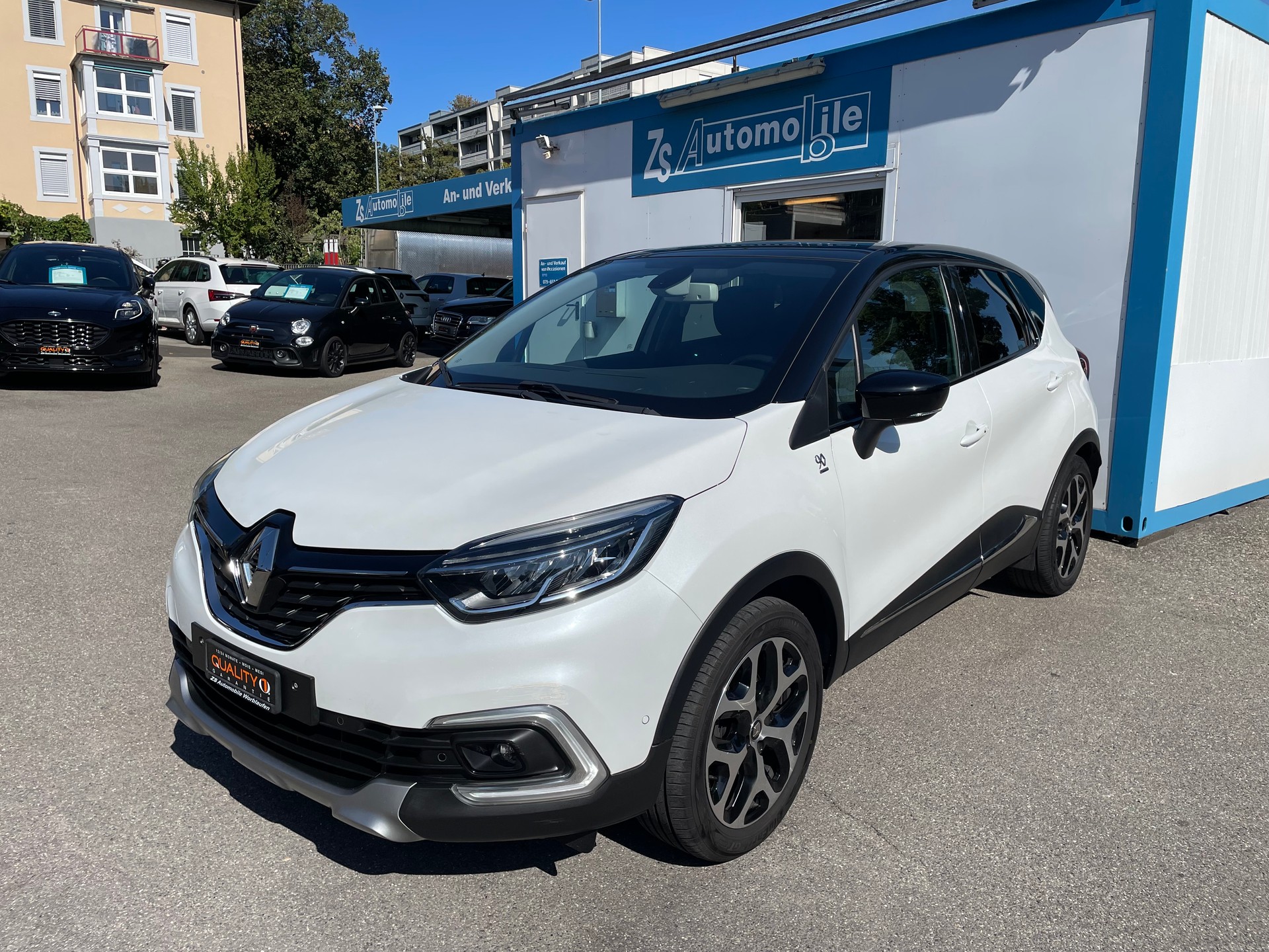 RENAULT Captur 1.2 T 16V 90th Anniversary EDC