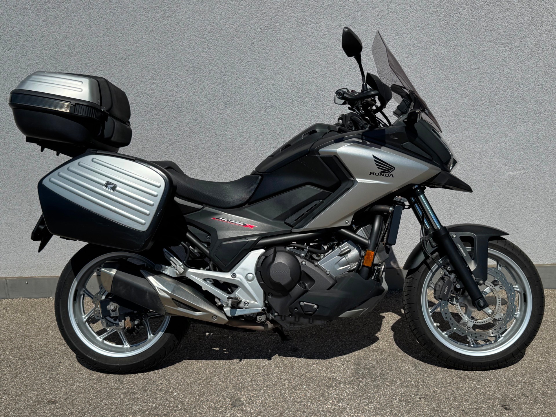 HONDA NC 750 X DTC ABS-image-1