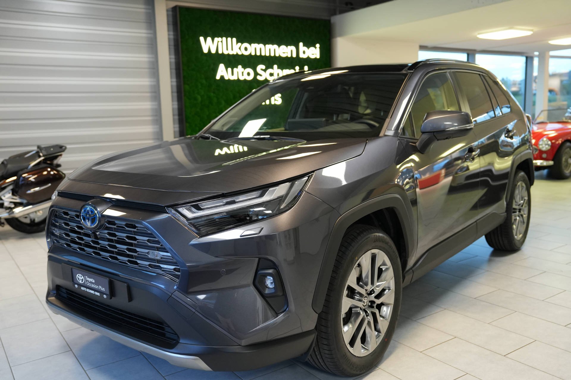 TOYOTA RAV-4 2.5 HEV Premium Luxury-showroom-element-1