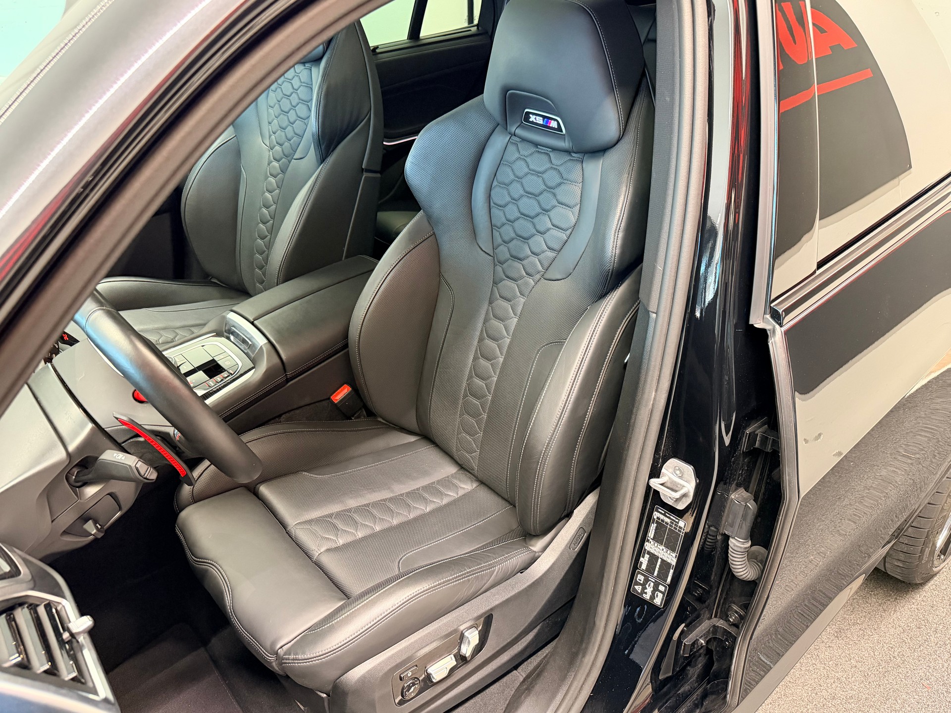 BMW X5M Competition-image-17