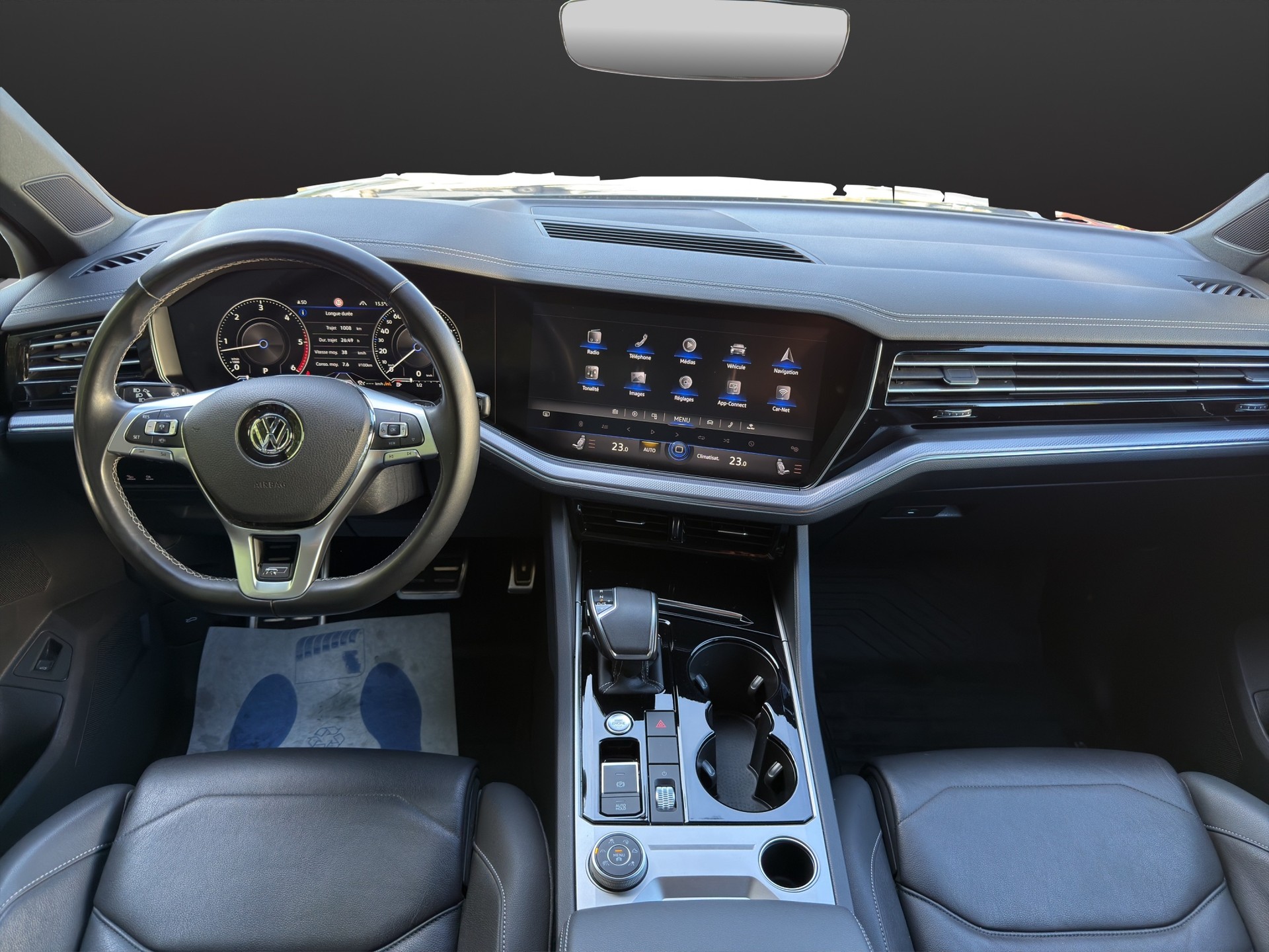 VW Touareg 3.0 TDI R Line Tiptronic-image-7