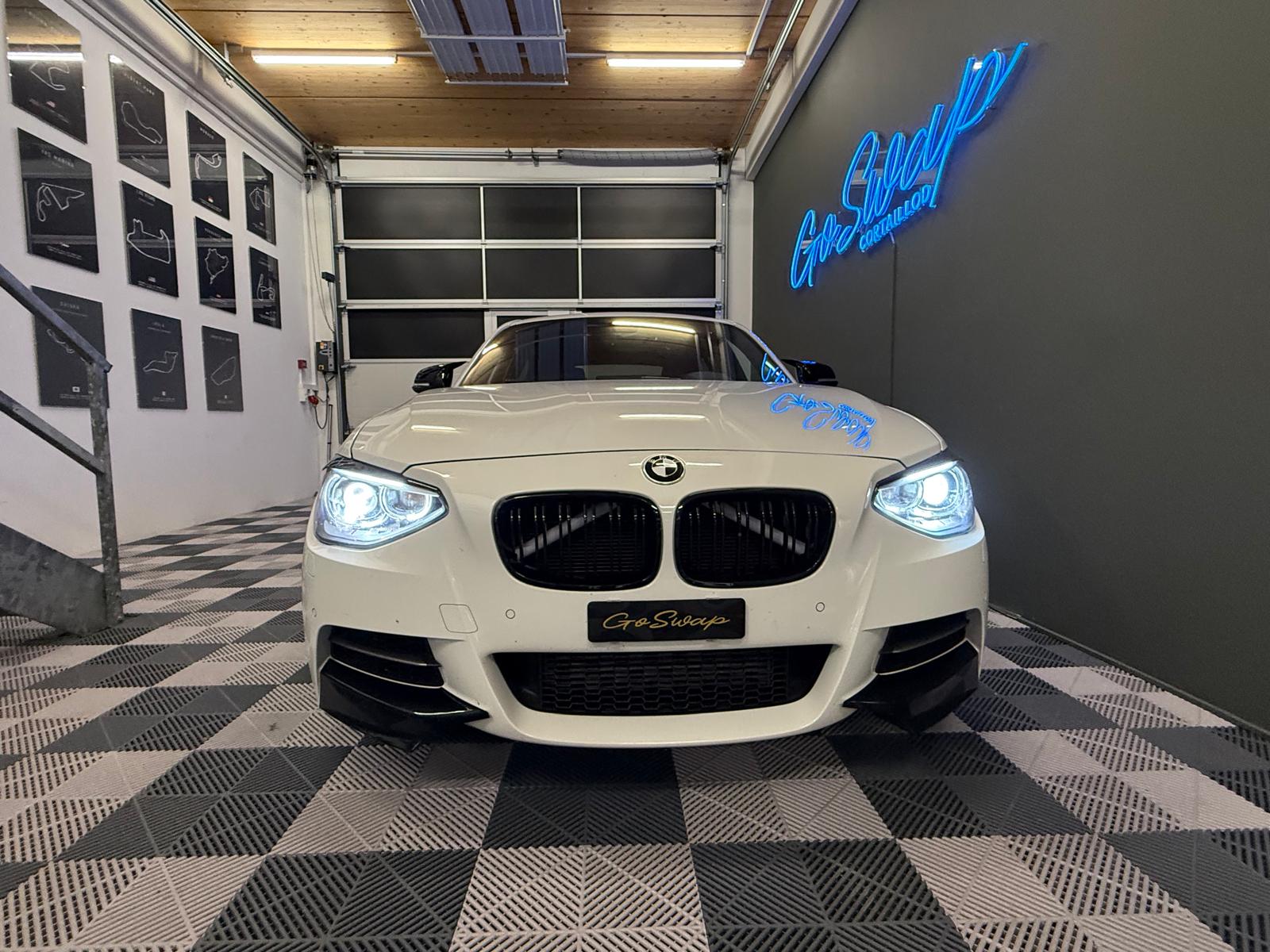 BMW M135i xDrive Steptronic-image-8