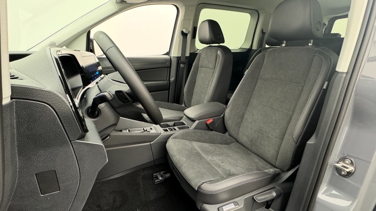 VW Caddy Maxi 1.5 TSI Plug in Hybrid Style DSG-image-4