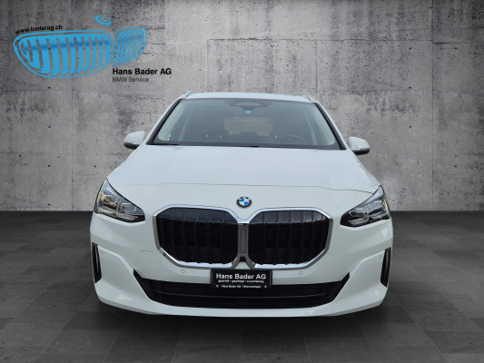 BMW 223d Act. Tou xDrive DKG