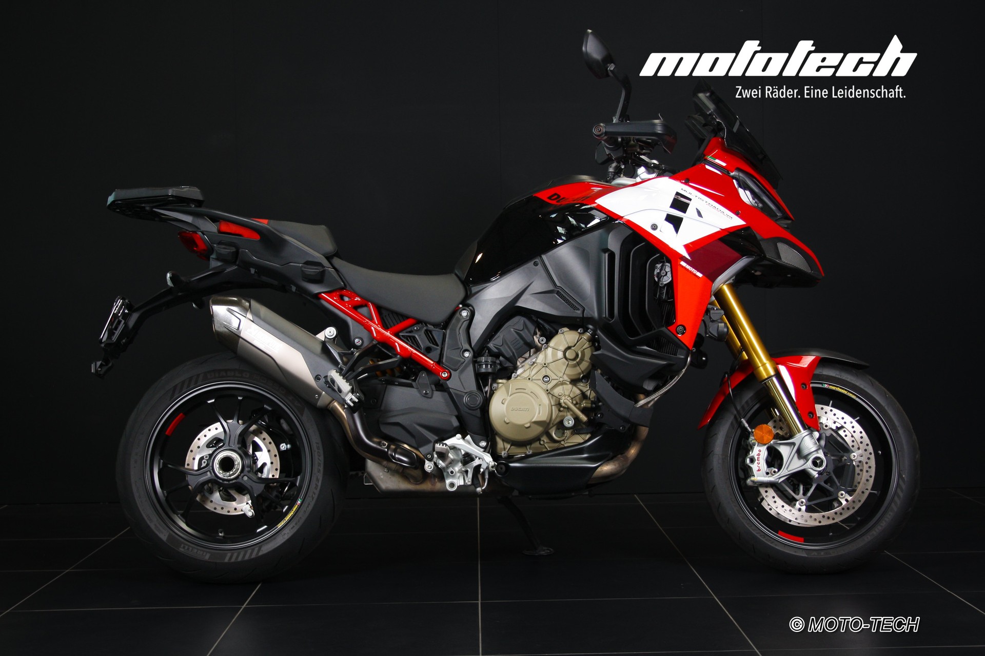 DUCATI Multistrada V4 Pikes Peak Radar-showroom-element-1