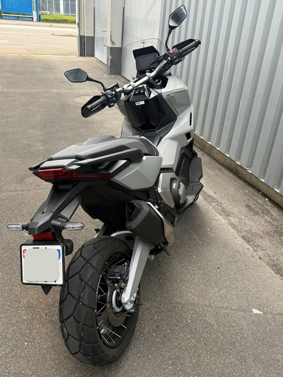 HONDA X-ADV 750-image-6