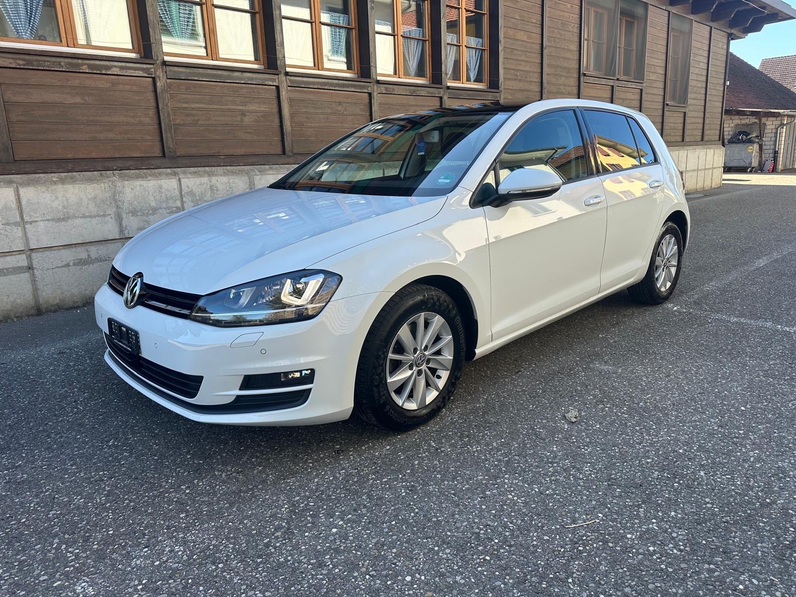 VW Golf 1.4 TSI Comfortline-showroom-element-1