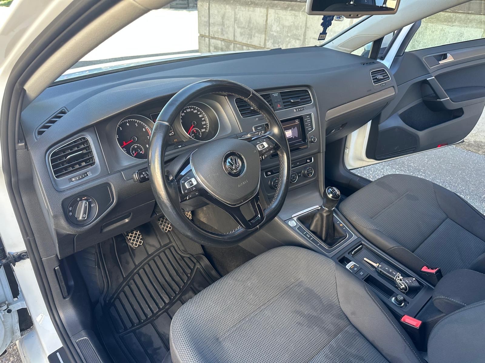 VW Golf 1.4 TSI Comfortline-image-8