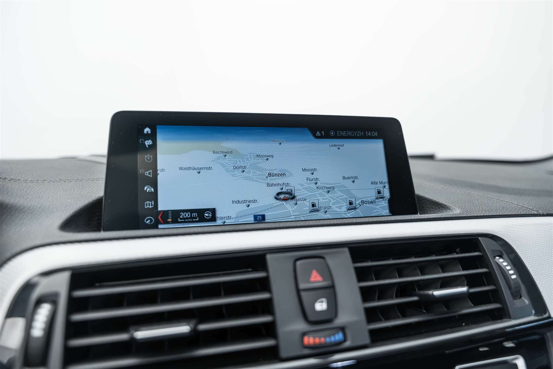 BMW BMW M240i xDrive Steptronic-image-25