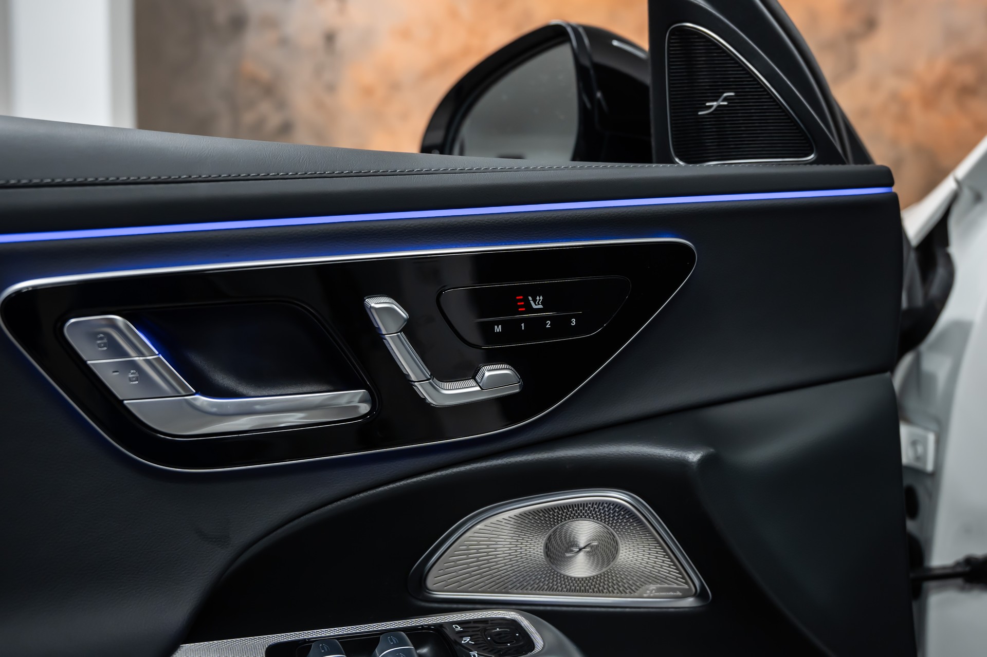 MERCEDES-BENZ E 450 d 4Matic 9G-Tronic *Hyper-Screen*Iconic-Glow*Panorama*Burmester-4D*-image-19