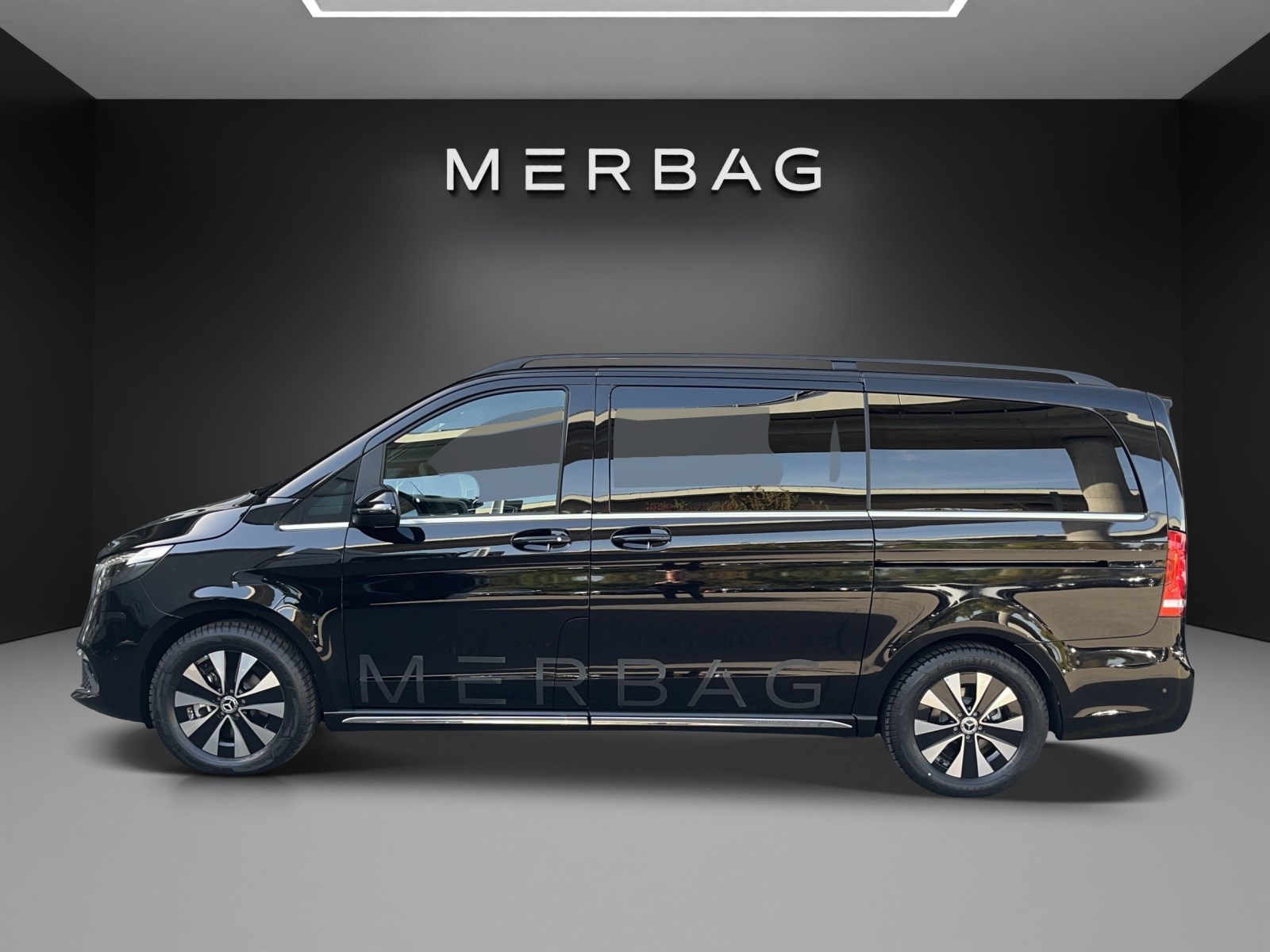 MERCEDES-BENZ EQV 300 lang-image-2