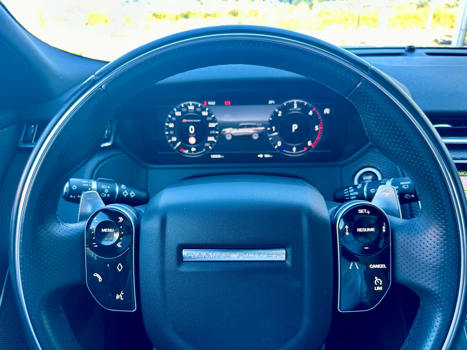 LAND ROVER Range Rover Velar R-Dynamic D 300 Automatic-image-2