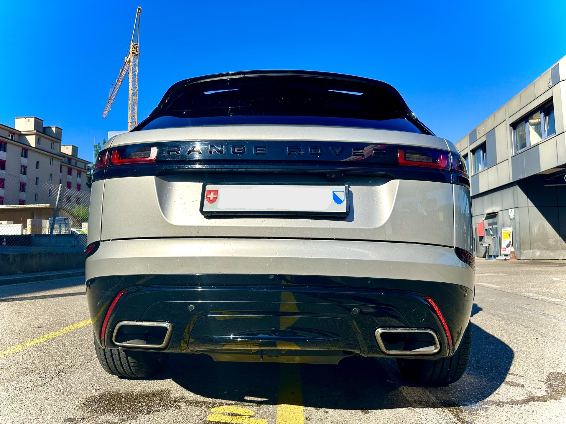 LAND ROVER Range Rover Velar R-Dynamic D 300 Automatic-image-10