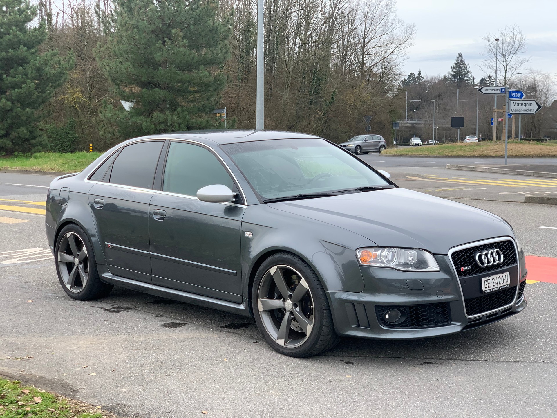 AUDI RS4 4.2 V8 quattro