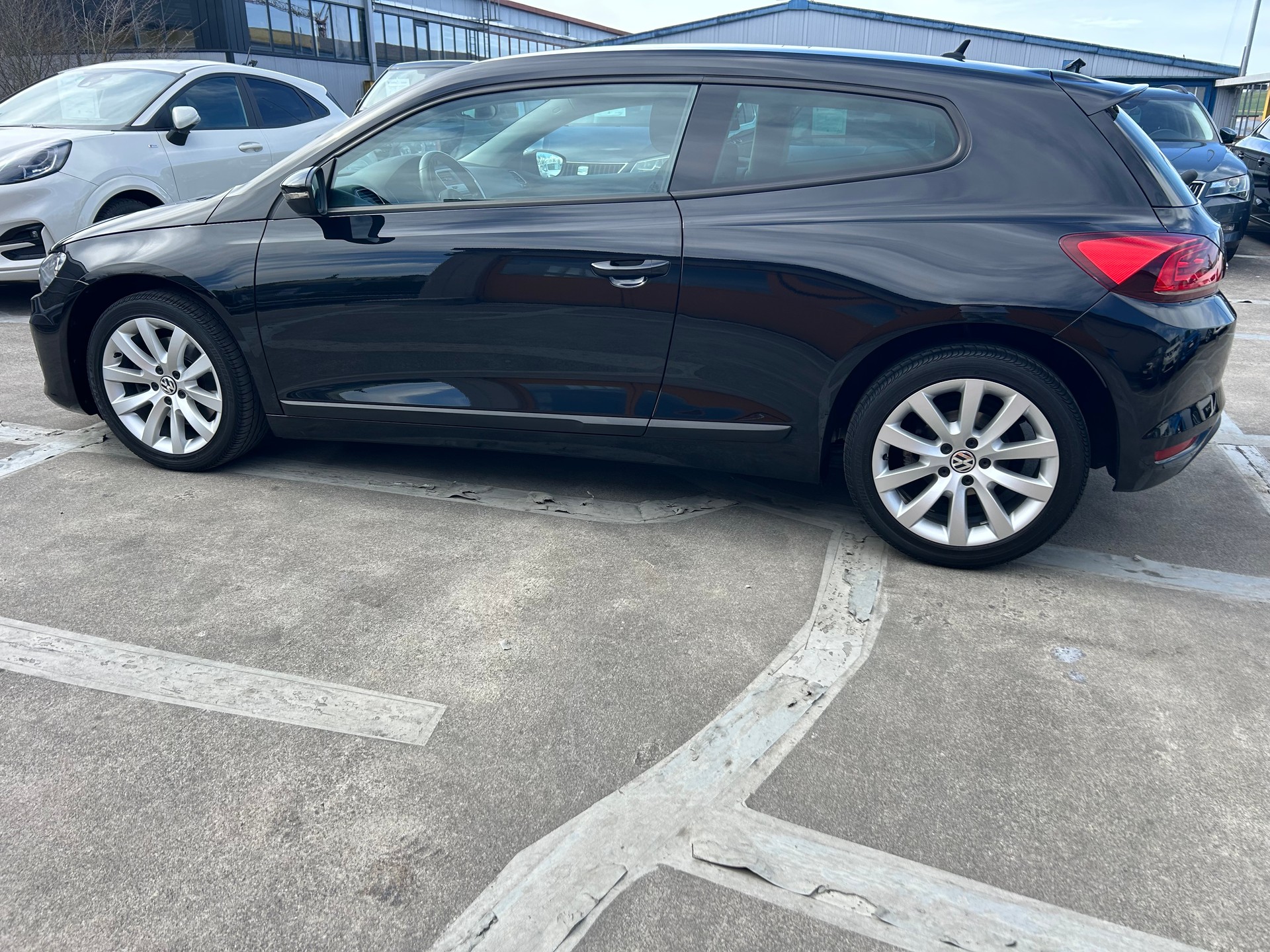 VW Scirocco 2.0 TSI BMT Start DSG-showroom-element-1