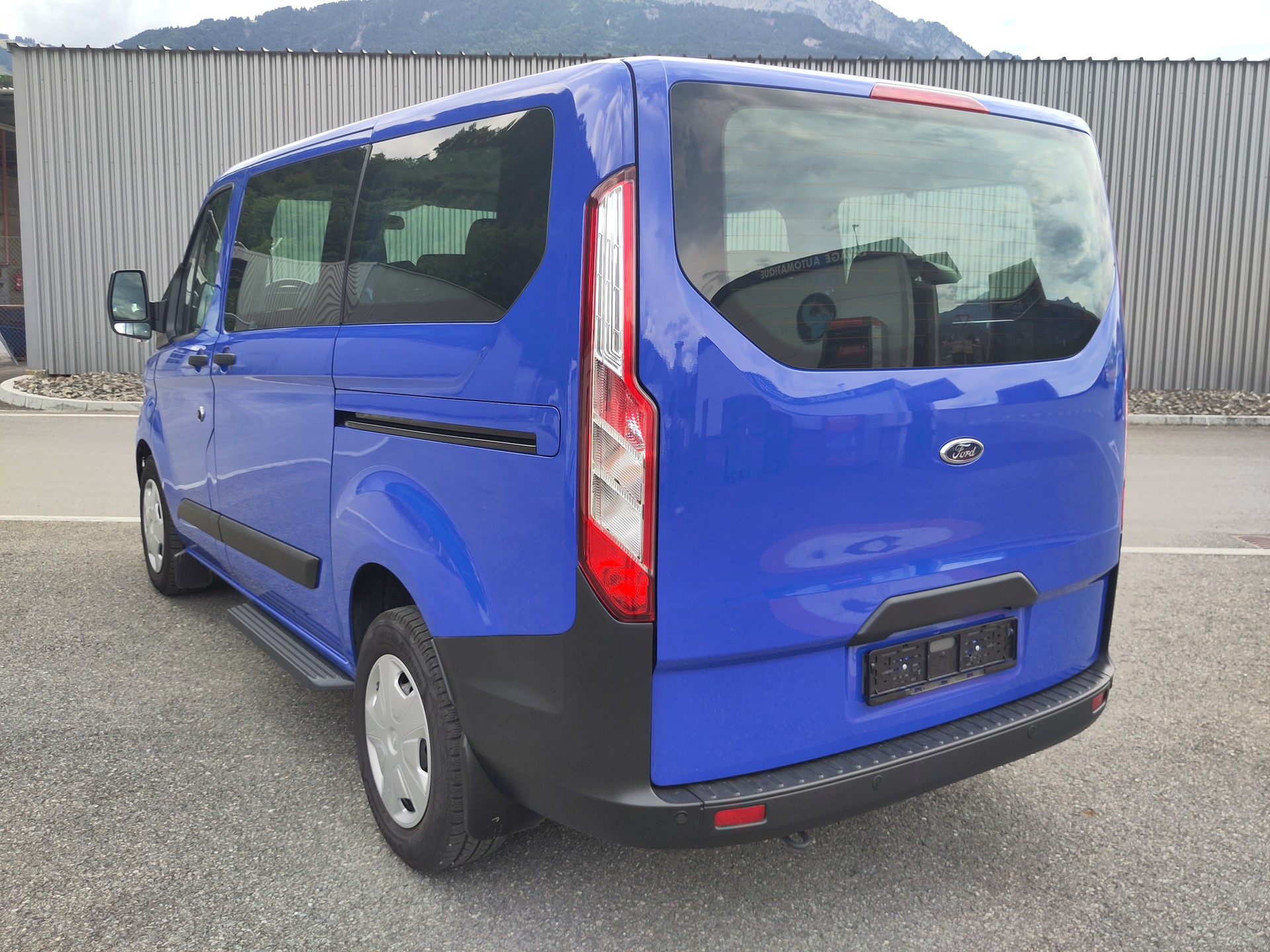 FORD Transit Custom 320 L1H1 Trend A-image-1
