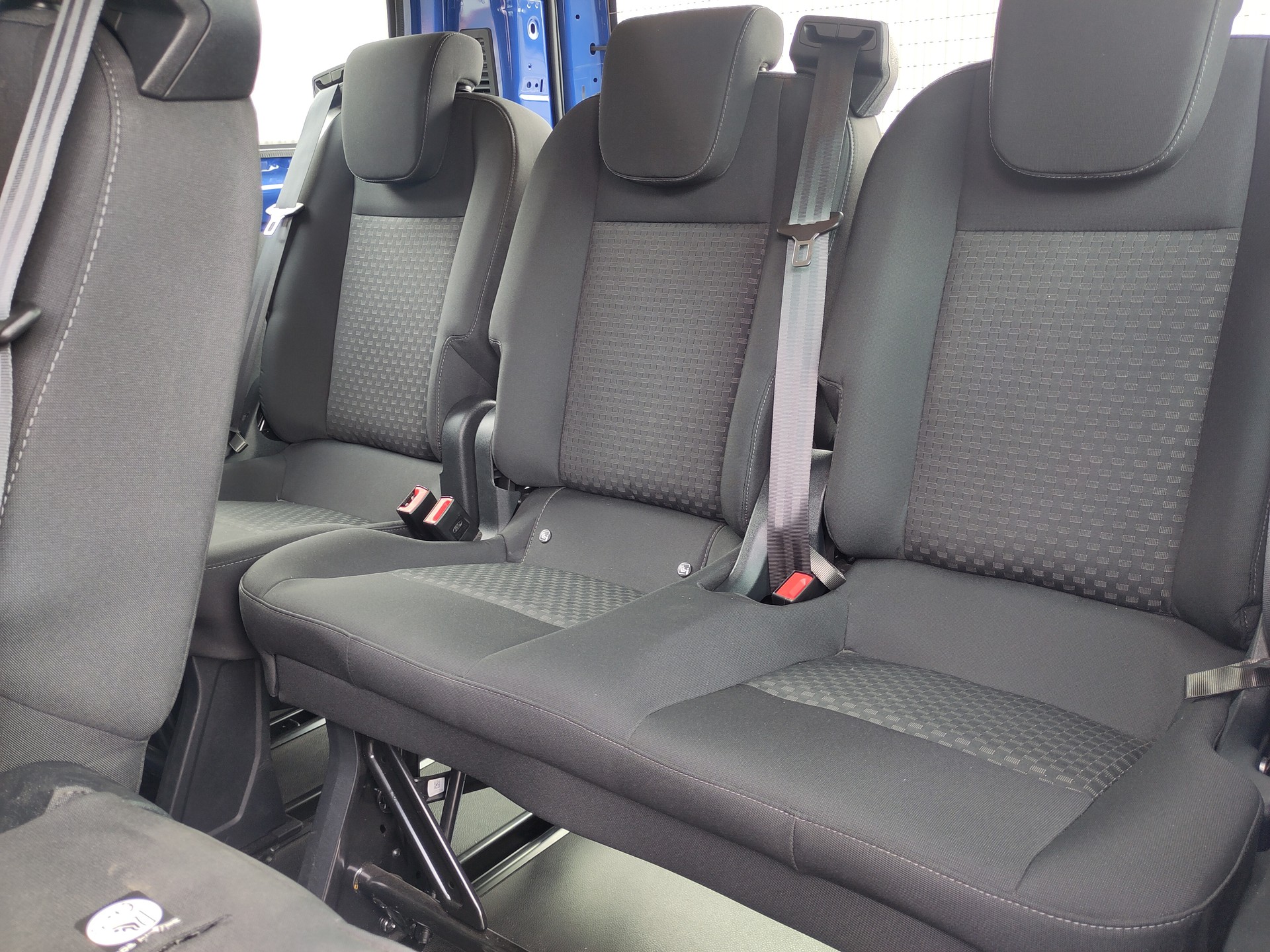 FORD Transit Custom 320 L1H1 Trend A-image-10