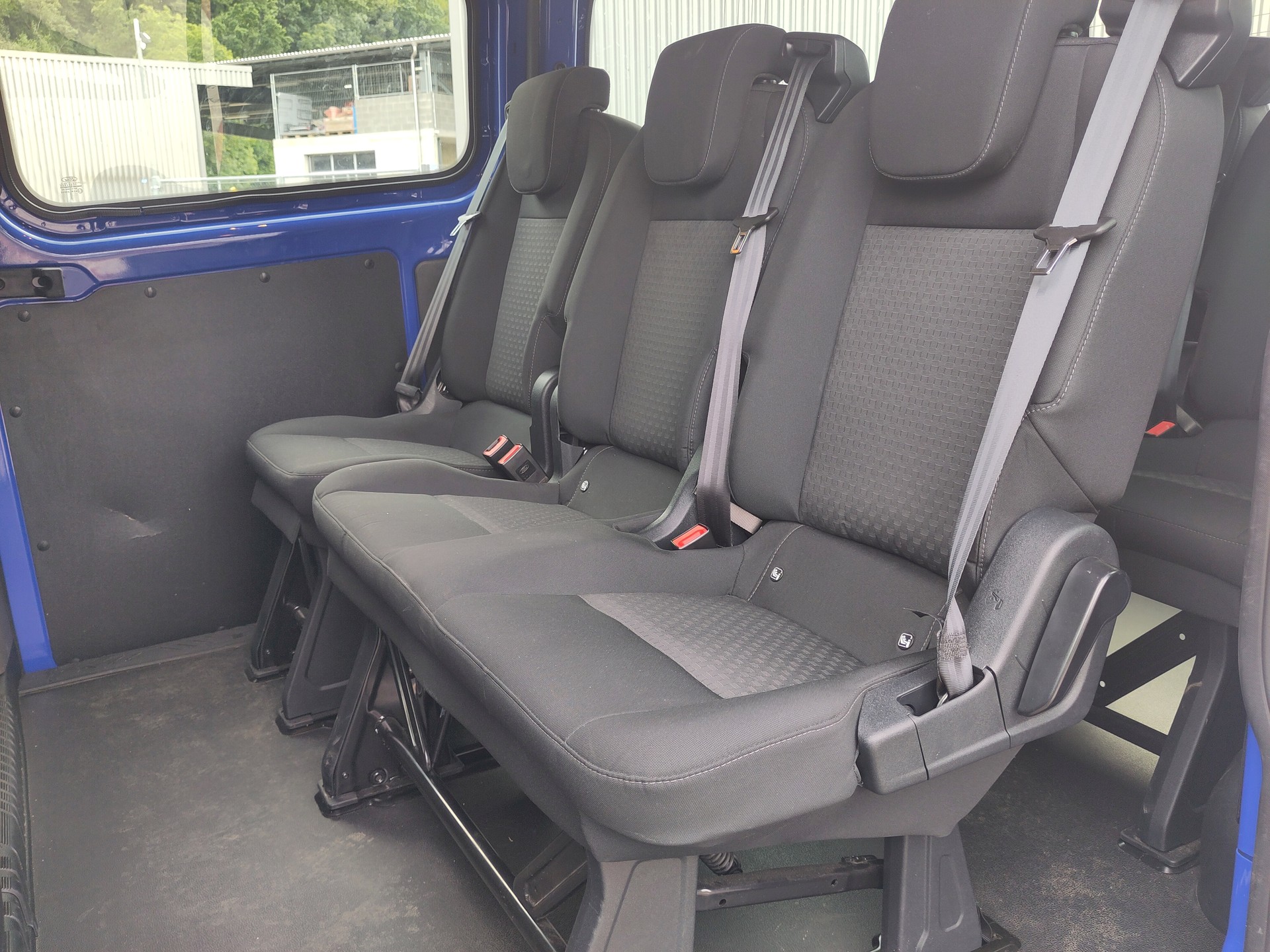 FORD Transit Custom 320 L1H1 Trend A-image-9