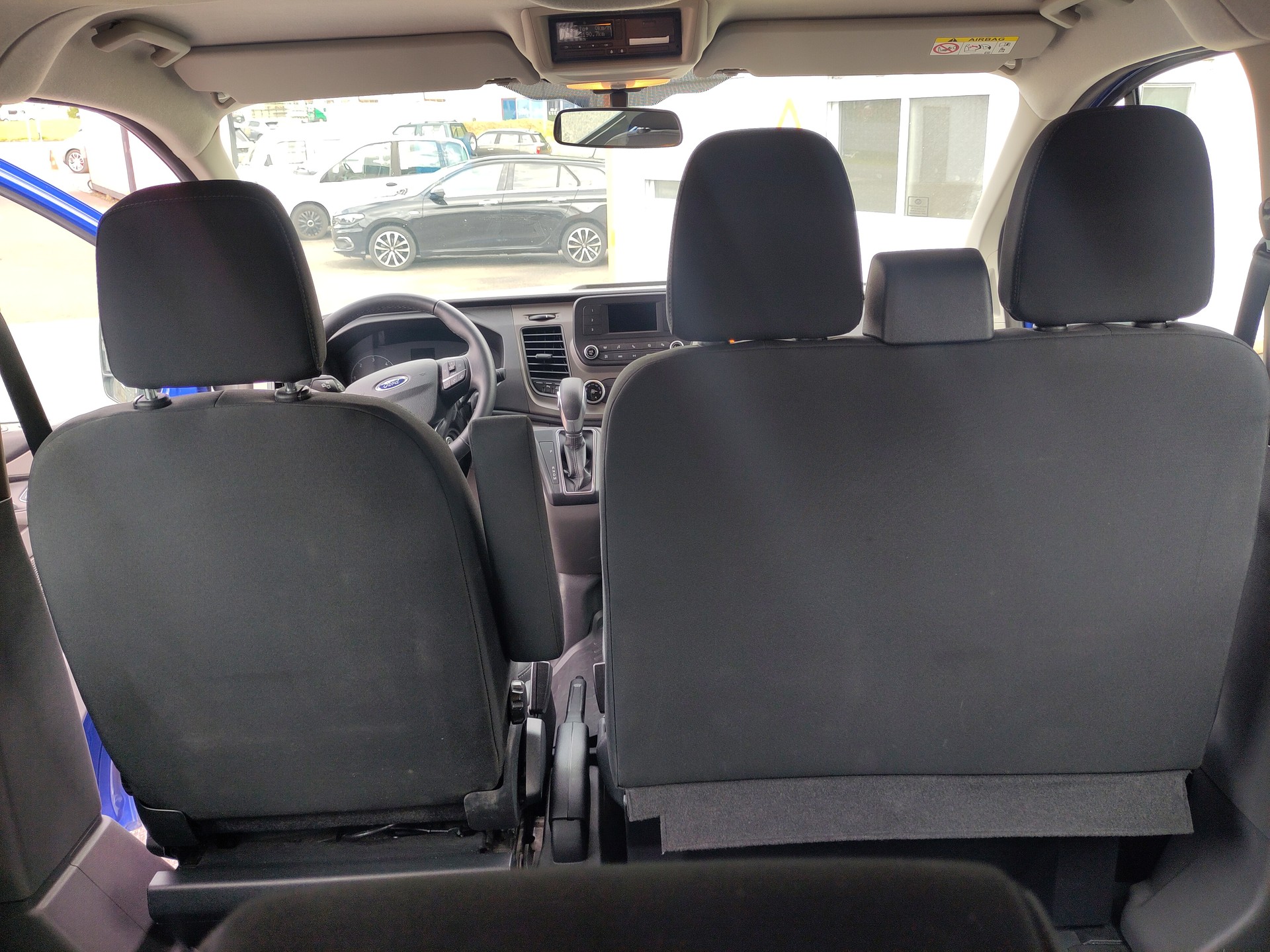 FORD Transit Custom 320 L1H1 Trend A-image-12