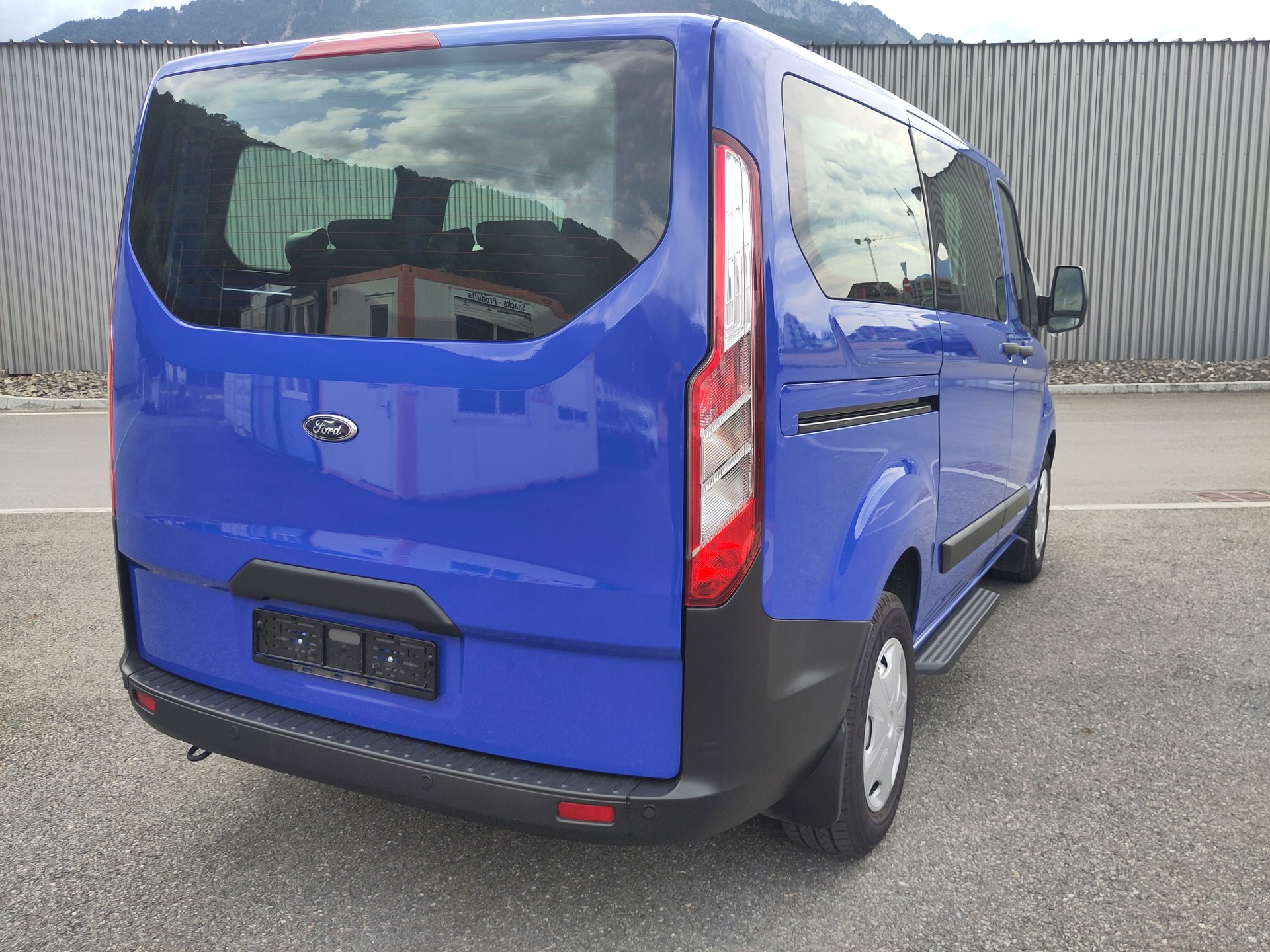 FORD Transit Custom 320 L1H1 Trend A-image-2